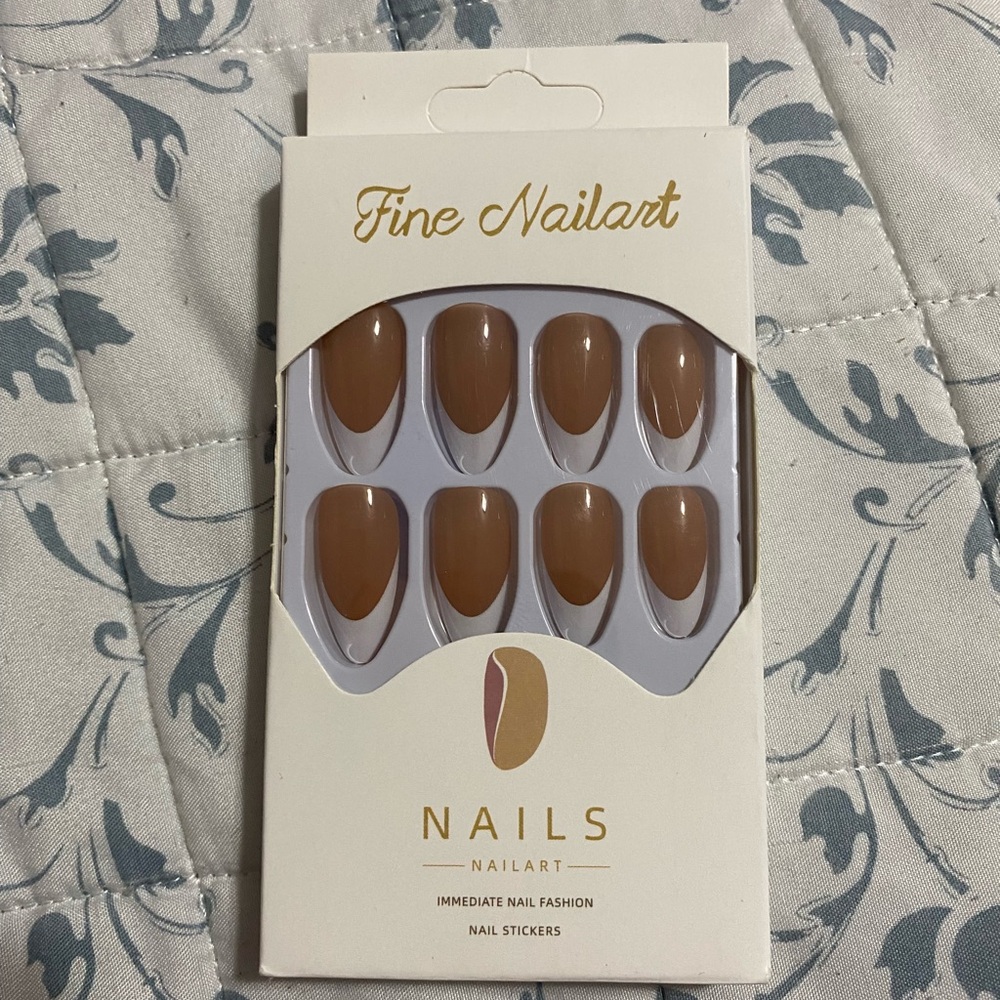 French Tip Press On Fake Nails